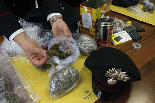 carabinieri droga maria ganja marjuana