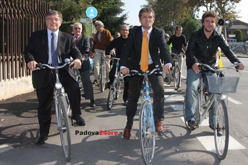 zanonato rossi e micalizzi in bici