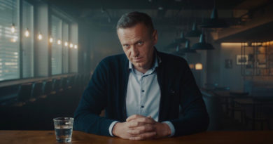 Al Lux fine settimana “russo” con Il naso e Navalny