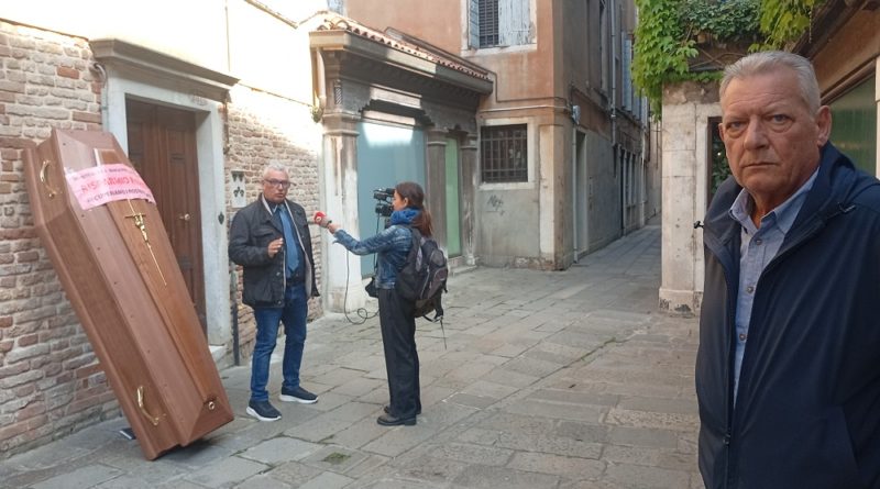 In Consiglio Regionale vietato l’accesso a chi parla del crack delle banche venete