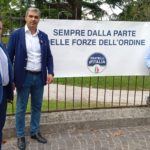 striscione fratelli italia giardini