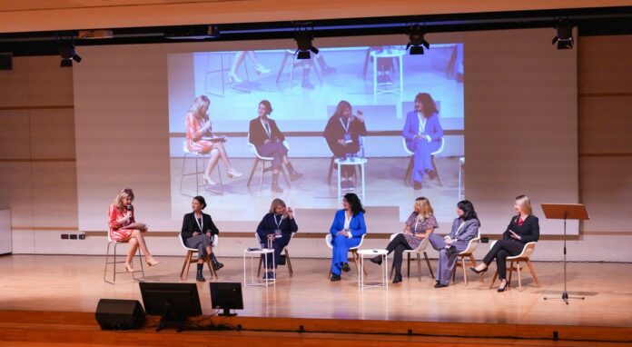 Un incontro di Donne fra le Stelle a Padova, festival che ospita il Premio Panarese