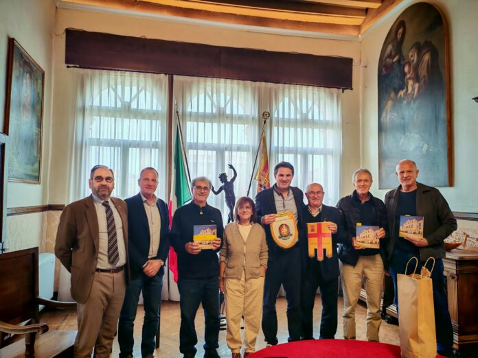 La delegazione brasiliana di Antônio Prado con il sindaco Matteo Pajola nel municipio di Este