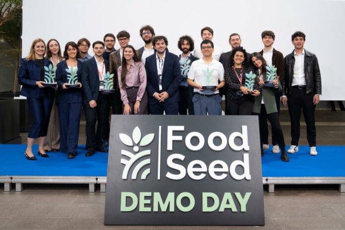 FoodSeed 2026: i partecipanti al Demo Day sul palco a Verona