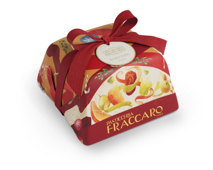 Panettone Classico Antico di Pasticceria Fraccaro nell’incarto rosso con nastro