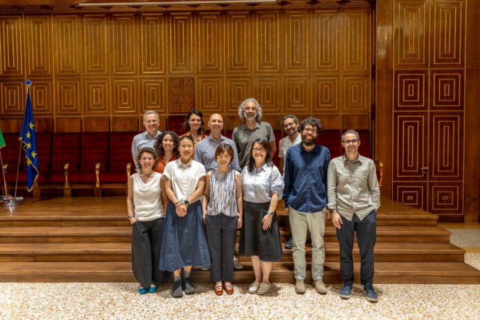 Il gruppo di ricerca MAGIC-6G a Padova nella sala dell’Università